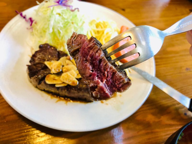 住吉 三島店の元祖ガーリックステーキ