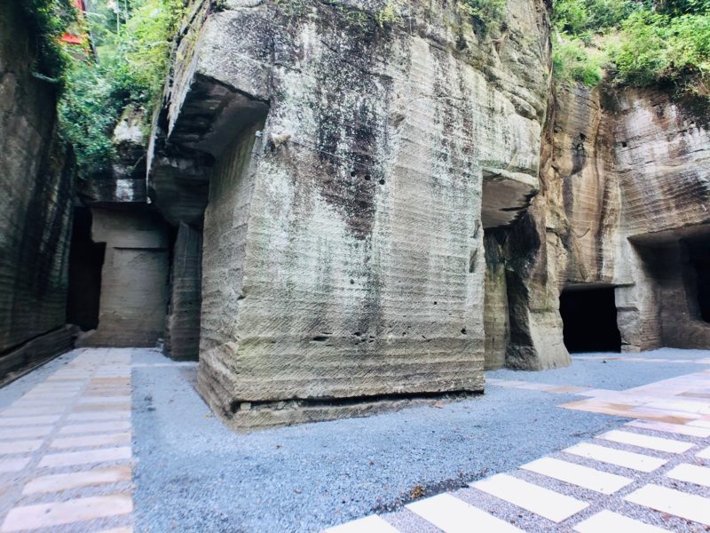 湯谷神社の石切場